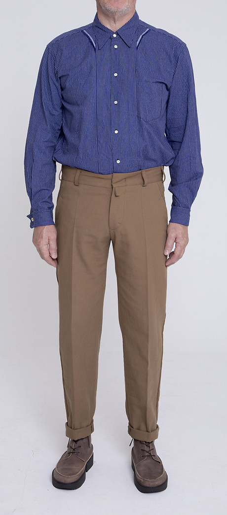Shirt Ullrich über Flat Pants 50's Shirt Ullrich über Flat Pants 50's