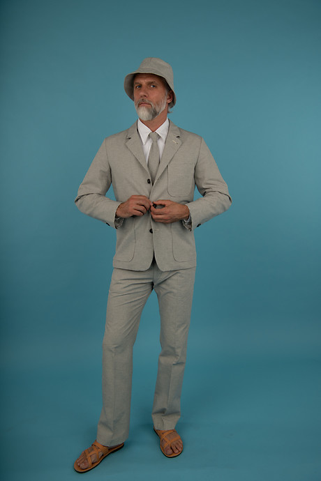 Blazer Eugen Shirt Ullrich vertically Tie Suit Pant with French Pocket Bucket Hat Blazer Eugen Shirt Ullrich vertically Tie Suit Pant with French Pocket Bucket Hat