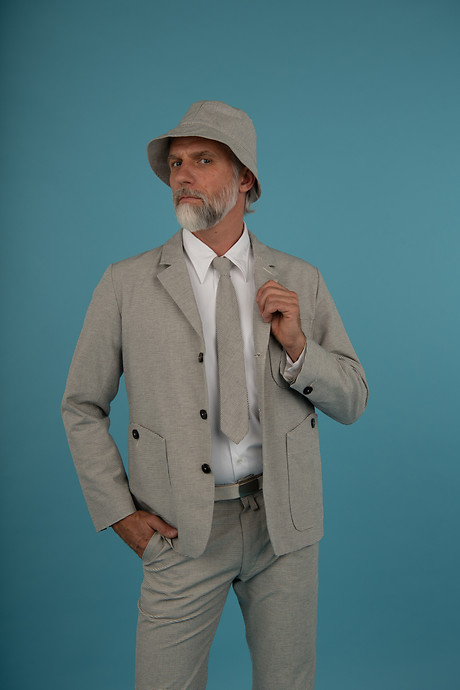 Blazer Eugen Shirt Ullrich vertically Tie Suit Pant with French Pocket Bucket Hat Blazer Eugen Shirt Ullrich vertically Tie Suit Pant with French Pocket Bucket Hat